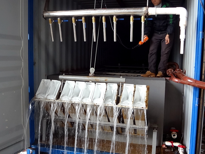 日产50吨氨制冷块冰机